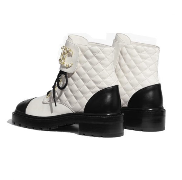 Ботинки Chanel Белые F