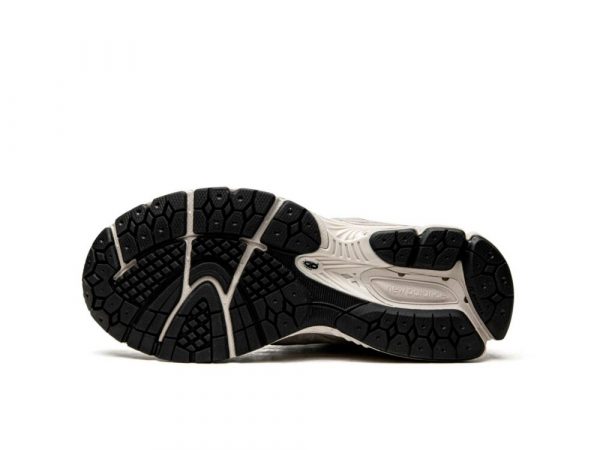 Кроссовки New Balance R Marblehead Светло серые M