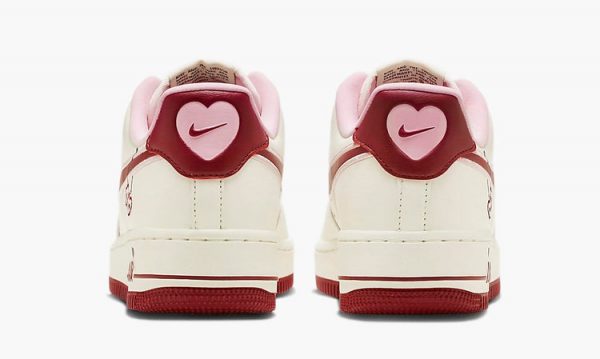 Кроссовки Nike Air Force Low Wmns Кремовые F