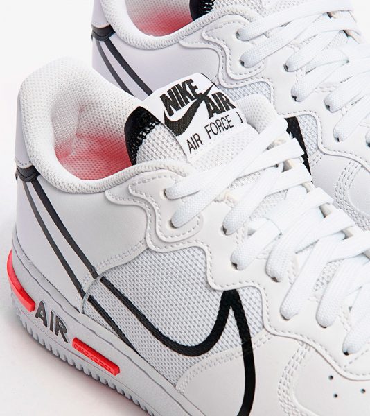 Кроссовки Nike Air Force React Белые M