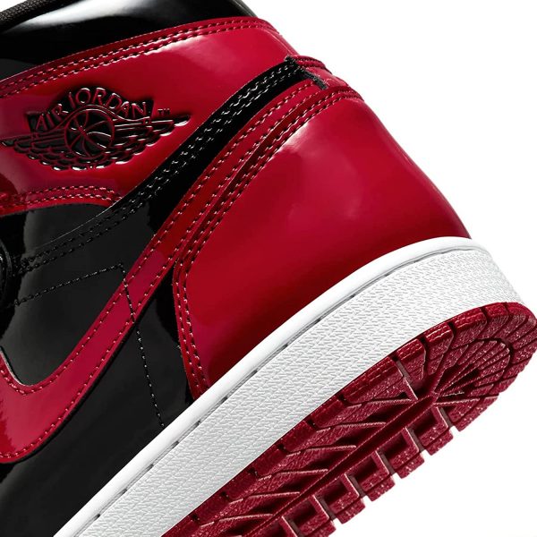 Кроссовки Nike Air Jordan Retro High Og Patent Bred Красные M