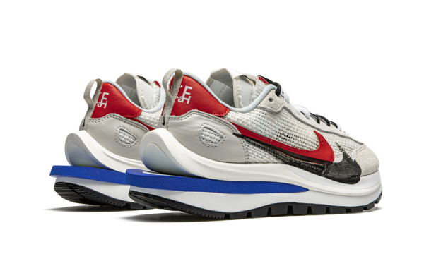 Кроссовки Nike Vaporwaffle Кремовые M
