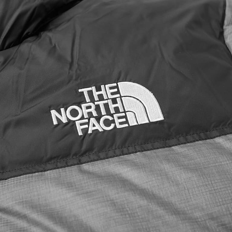 Куртка The North Face Retro Nuptse Серая M
