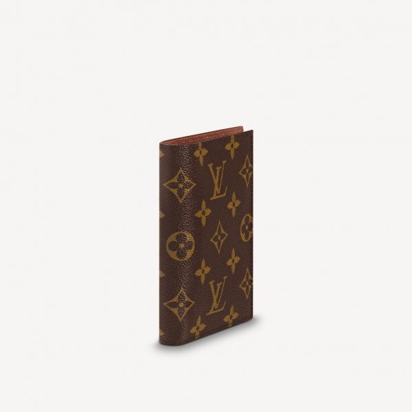 Обложка Louis Vuitton Taiga Коричневая M