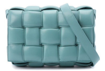 Сумка Bottega Veneta Padded Cassette Голубая N