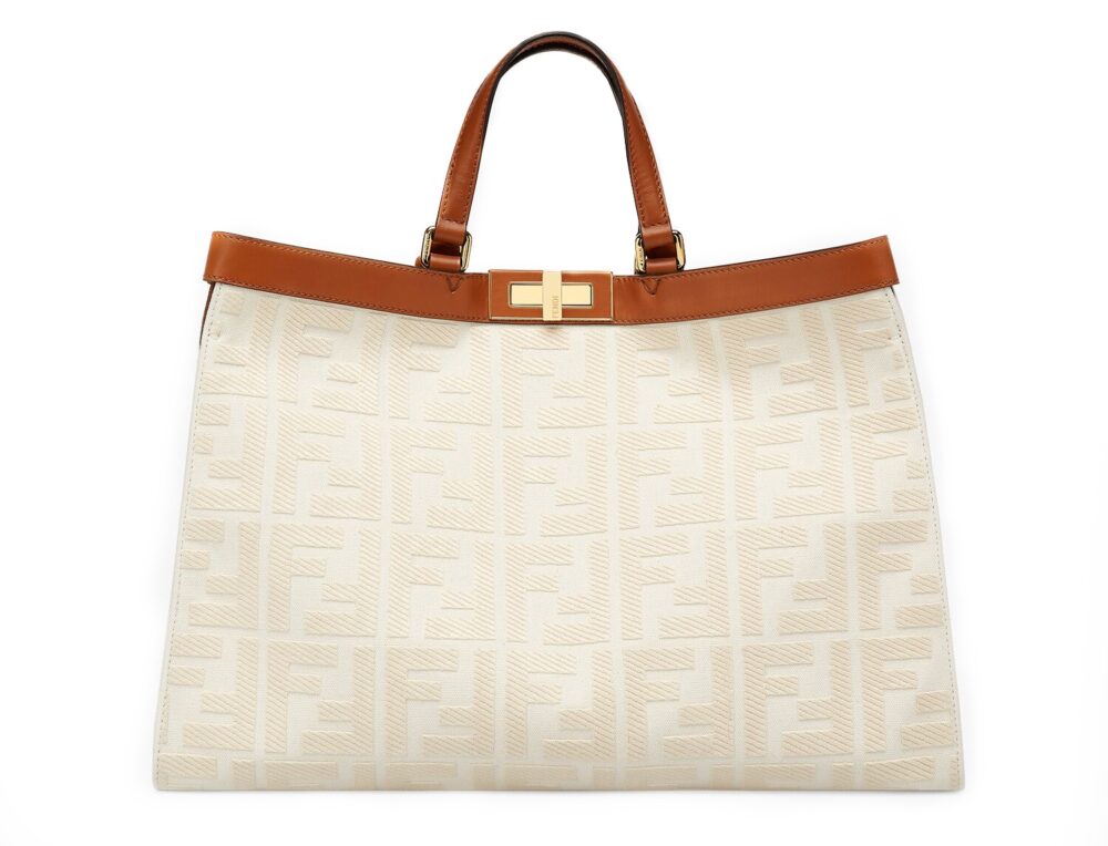 Сумка Fendi Peekaboo X tote Белая N