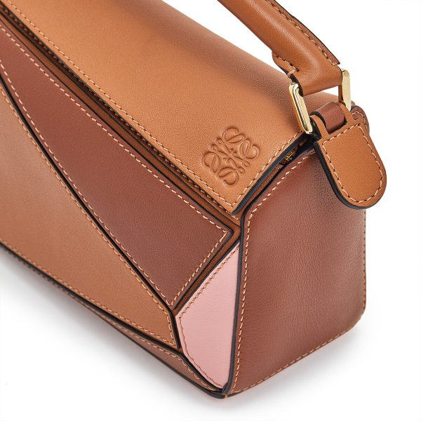 Сумка Loewe Puzzle Mini Bag Tan N