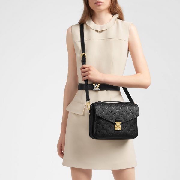 Сумка Louis Vuitton Pochette M Черная N