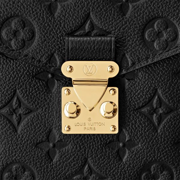 Сумка Louis Vuitton Pochette M Черная N