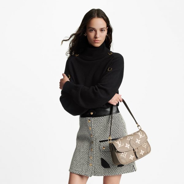 Сумка Louis Vuitton Diane Бежевая N