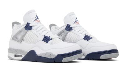 Кроссовки Nike Jordan Retro Midnight Navy Белые M