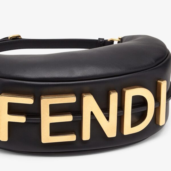 Сумка Fendi Graphy Small Черная N