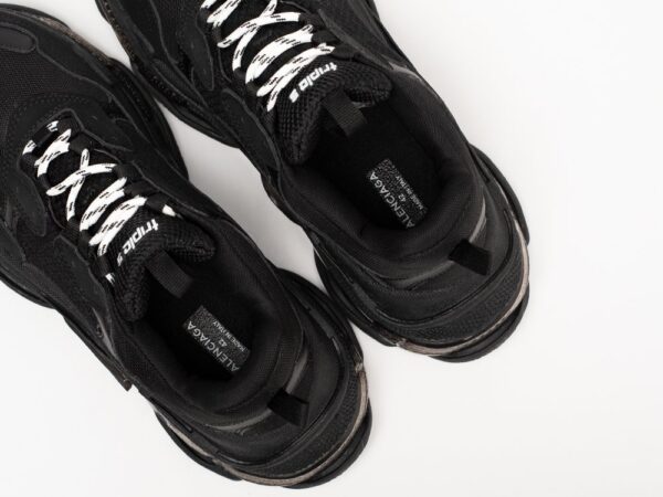 Кроссовки Balenciaga Triple S Черные M