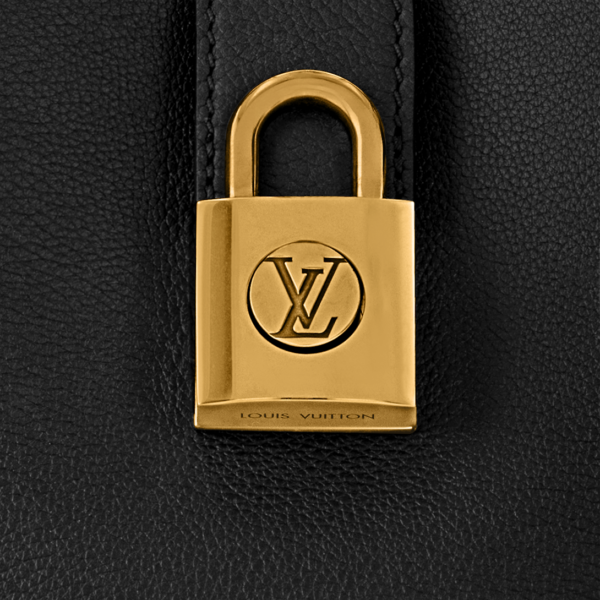 Сумка Louis Vuitton Low Key Shoulder Bag Черная N