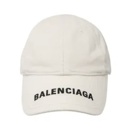 Бейсболка Balenciaga V Белая F