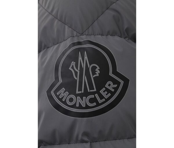 Куртка Moncler Genius X And Wander Серая M