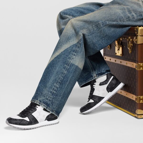 Кроссовки Louis Vuitton Run Away Темно серые M