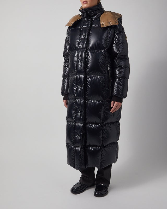 Куртка Moncler Parnabia Черная F