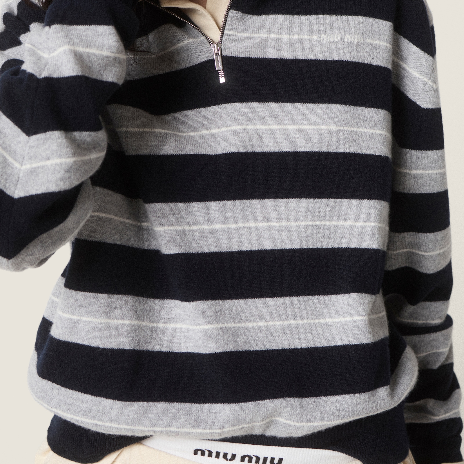 Свитшот Miu Miu Miu Miu Серый F