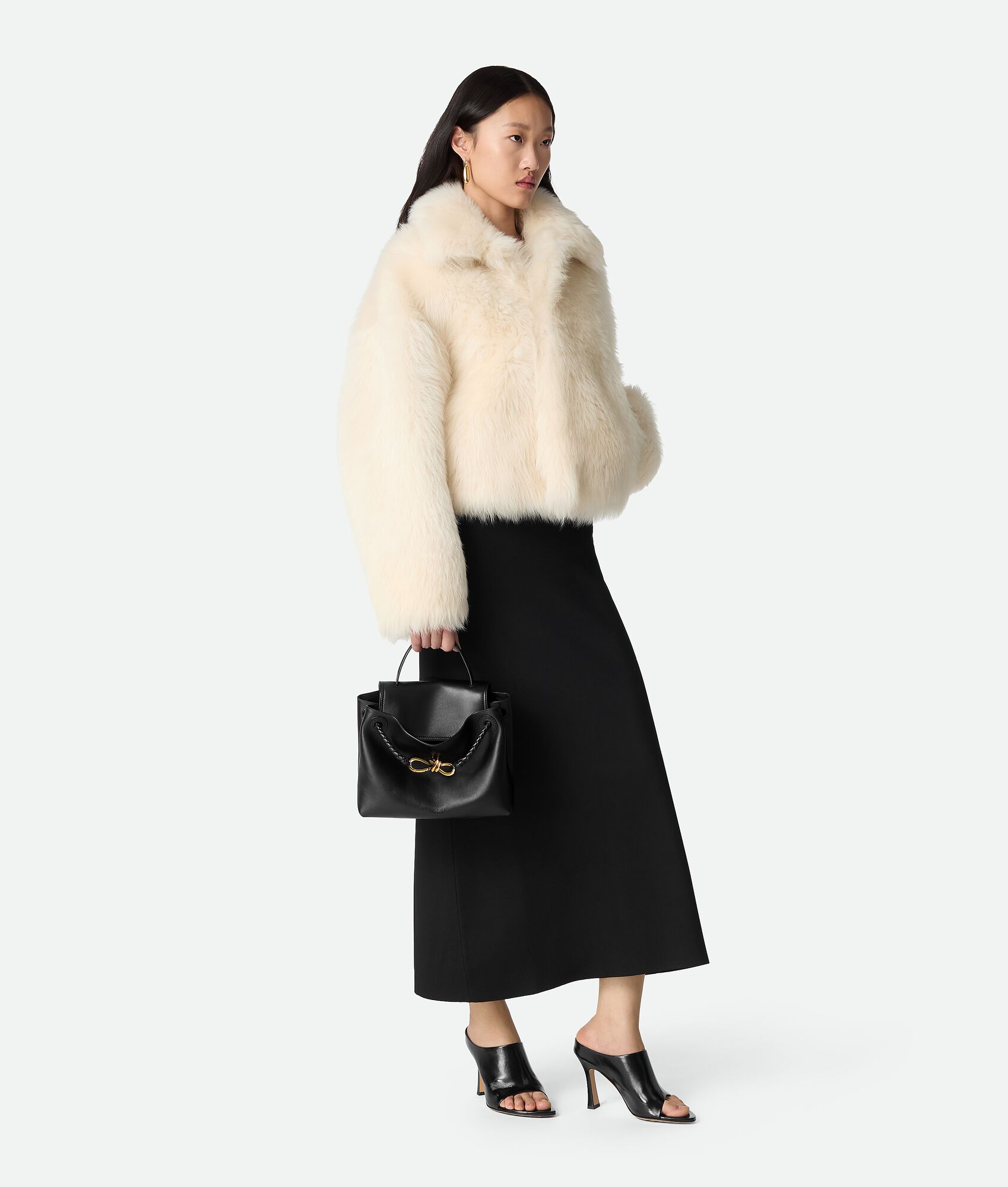 Сумка Bottega Veneta Ciao Ciao Piccola Черная N