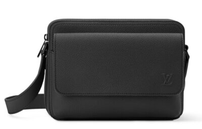 Сумка Louis Vuitton Boarding Черная N